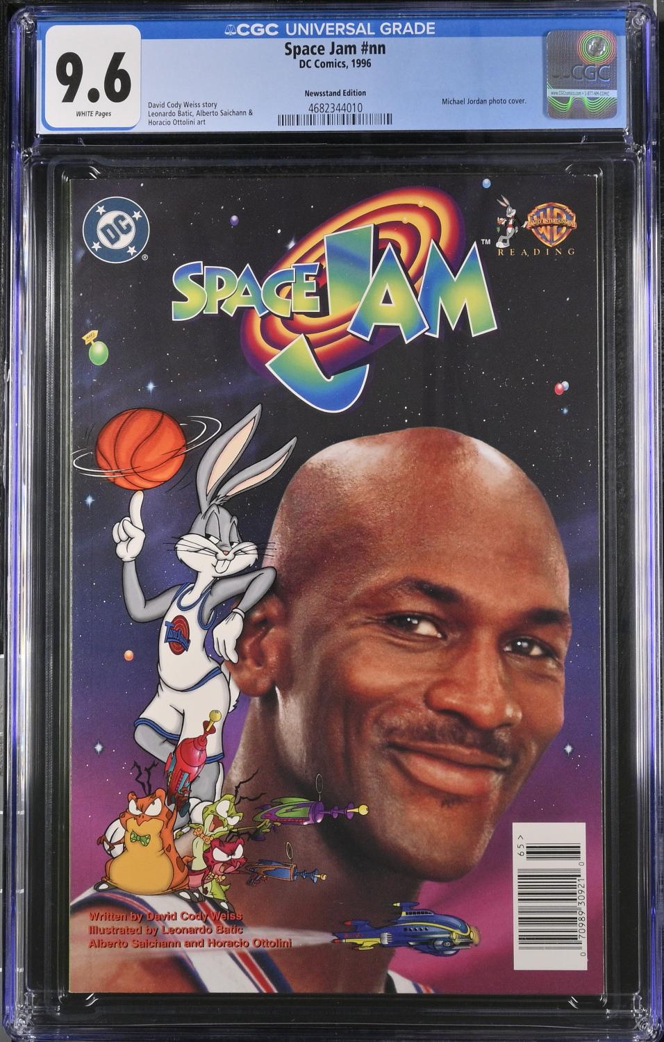 SPACE JAM CGC 9.6 NM+ NEWSSTAND EDITION MICHAEL JORDAN PHOTO COVER