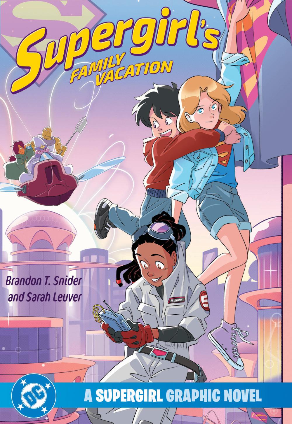 SUPERGIRLS FAMILY VACATION TP